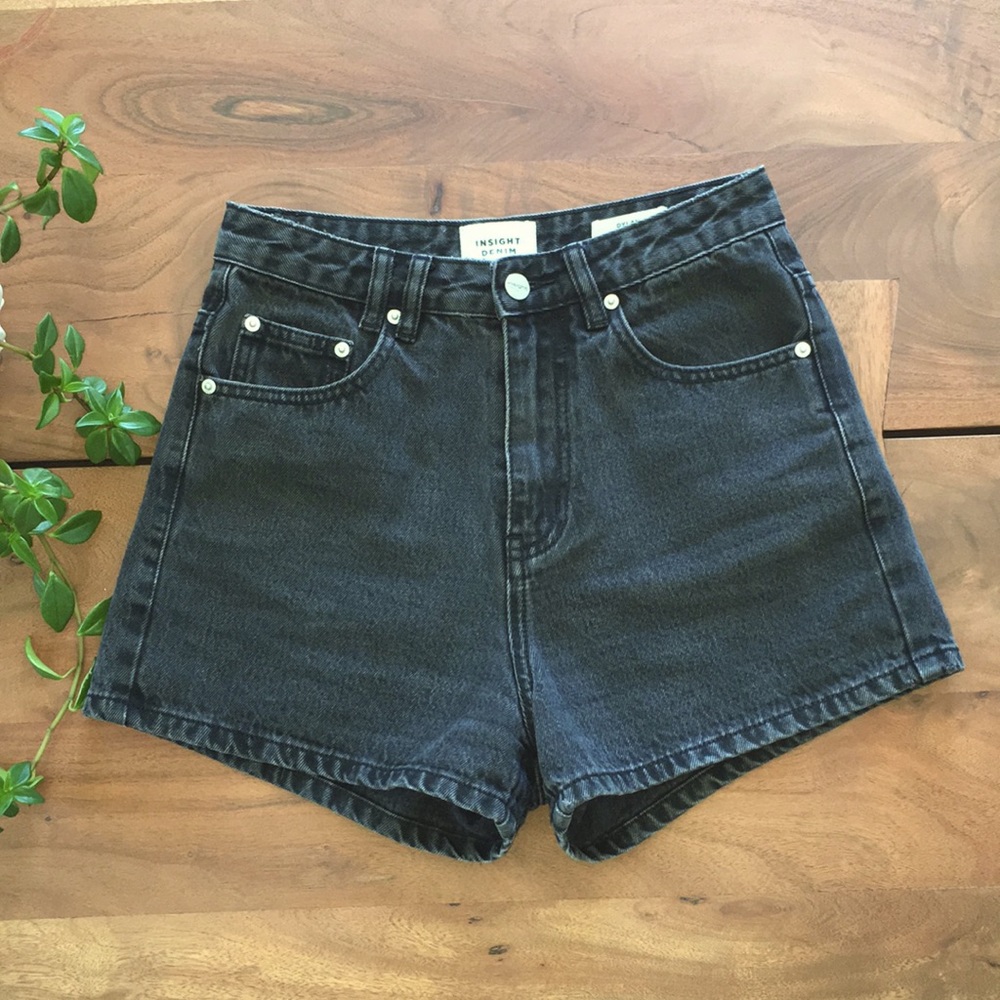 INSIGHT DENIM Dylan Mom Short
